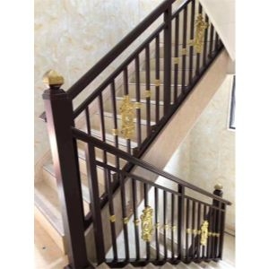 楼梯护栏的高度规范要求