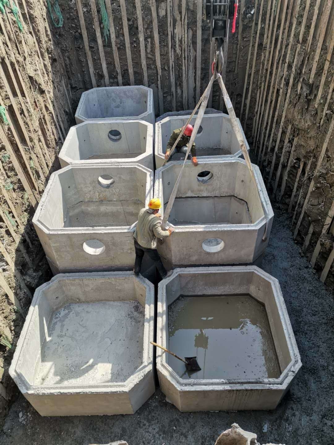 天津钢筋混凝土化粪池：水泥化粪池安装说明（东津水泥构件）