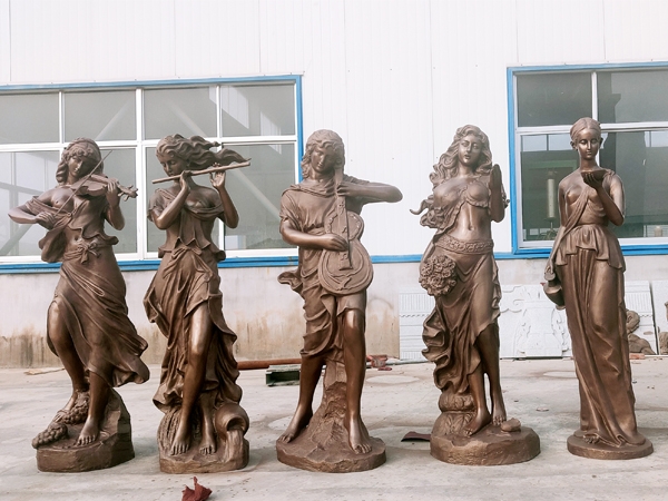 铸铜雕塑防腐秘诀：科学防护与定期检查