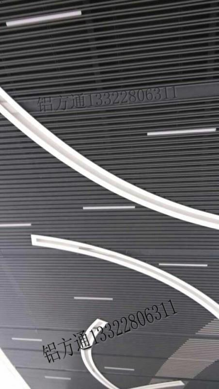 广州专业型材铝方通设计木纹铝方通生产弧形铝方通厂家质检 放心品牌天辉制造