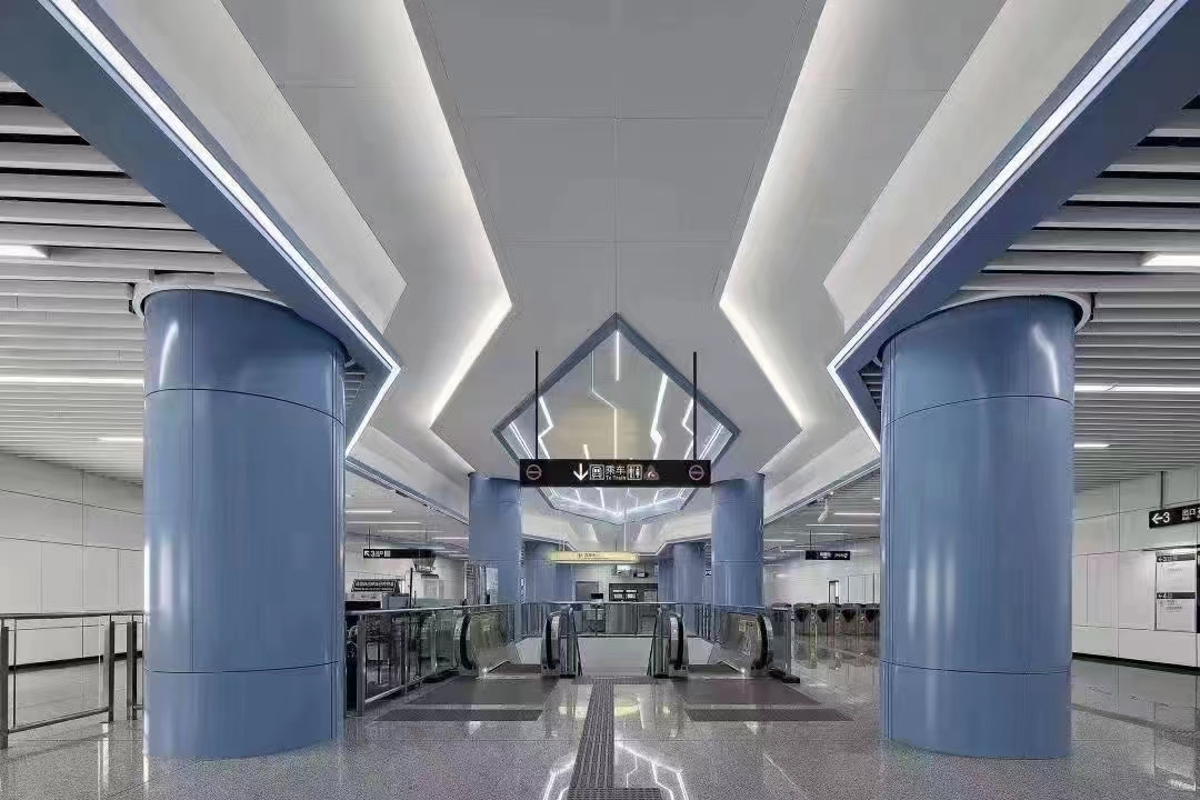 机场造型铝板弧形铝板充分表达建筑师个性化设计理念